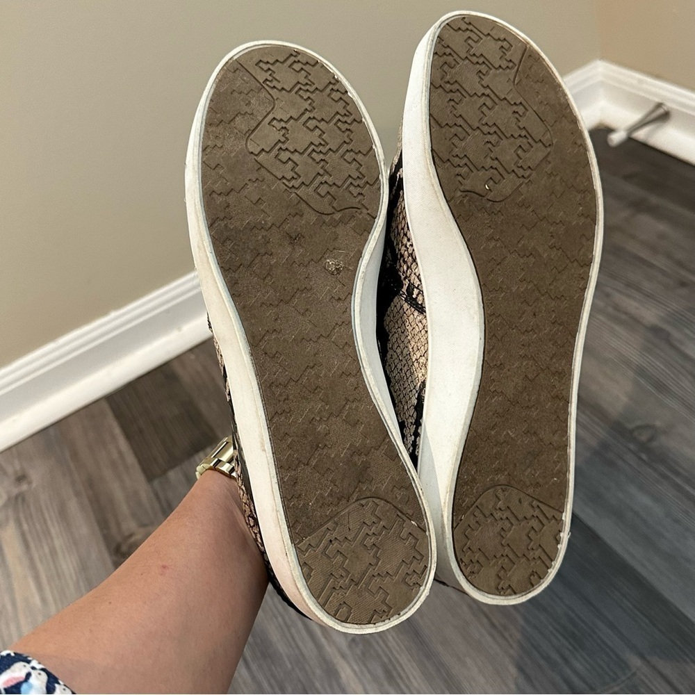 DR. SCHOLL'S Comfort Madison Animal Print Slip On Flats Sneakers Size 8 - Picture 11 of 12